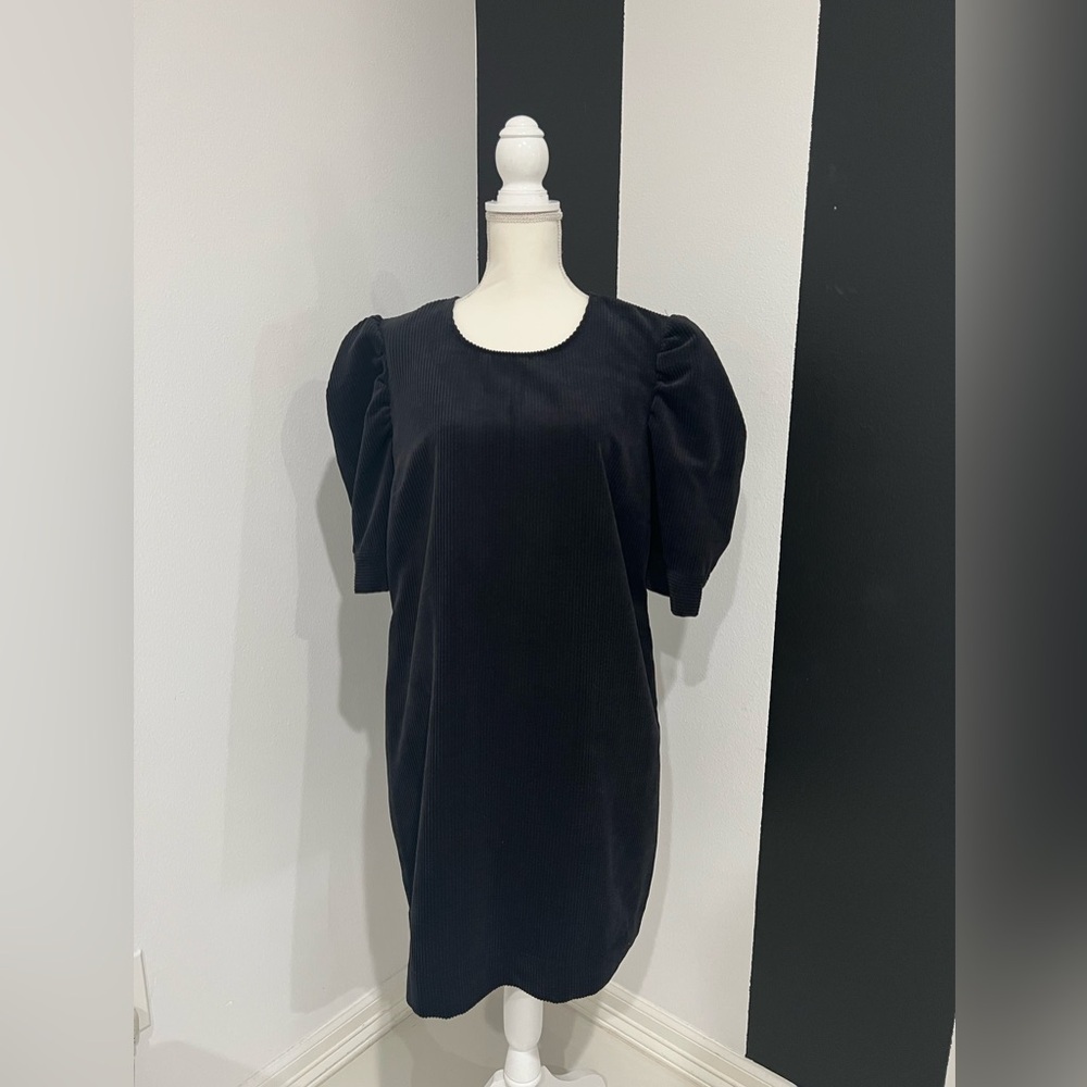 LIKE NEW ⭐️Corduroy DRESS⚫️ SIZE XL🏷️